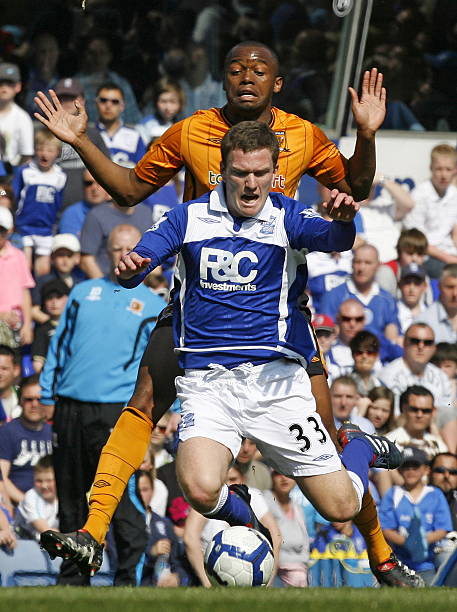 葡体应审视 葡体应审视