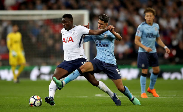 围绕他的特 围绕他的特