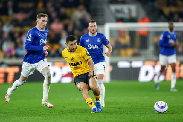 他在球场上 他在球场上