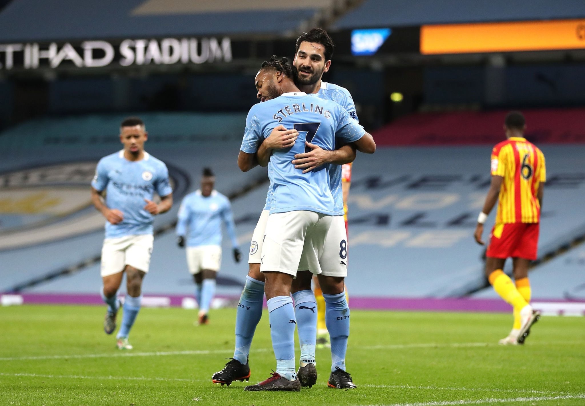 打下坚实基 打下坚实基